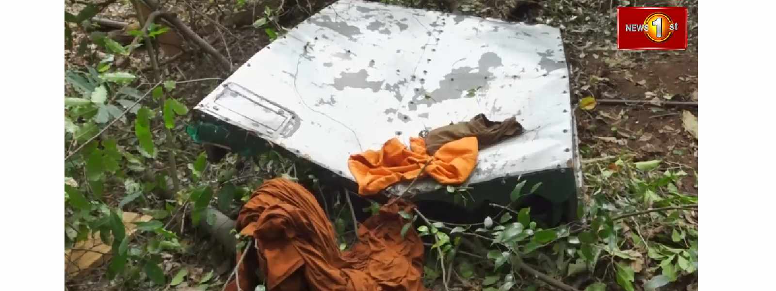 නා උයනේදී ඩක්කුවක් කඩා වැටීම ගැන දැනුම් දීමක්